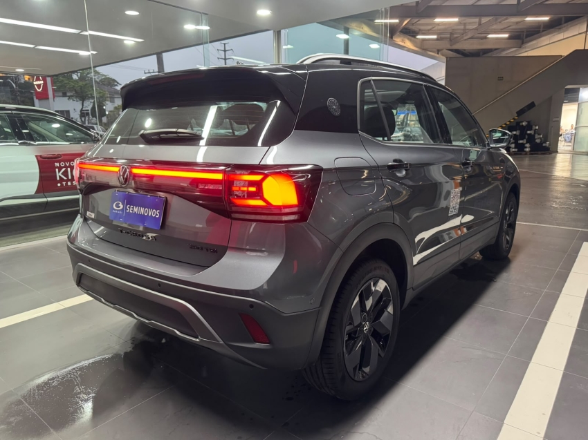 volkswagen t-cross 1.4 250 tsi total flex extreme automatico 4p 202614