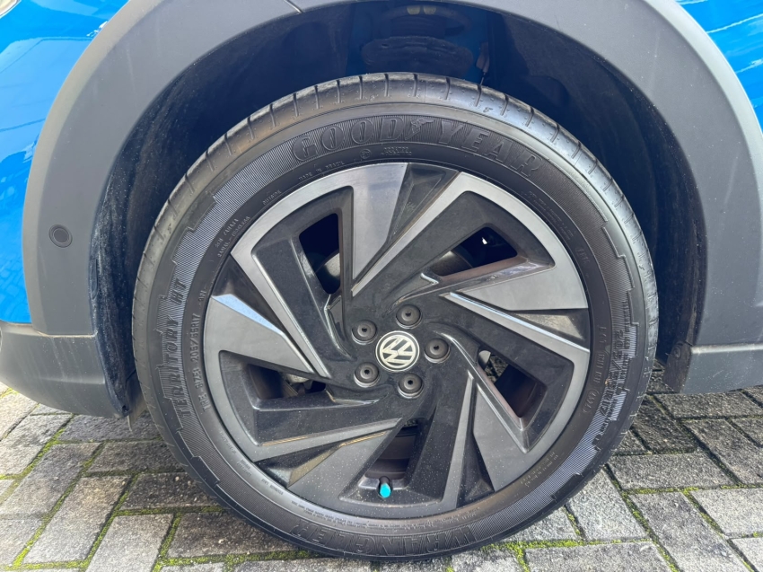 volkswagen nivus 1.0 200 tsi total flex highline automatico 4p 202520