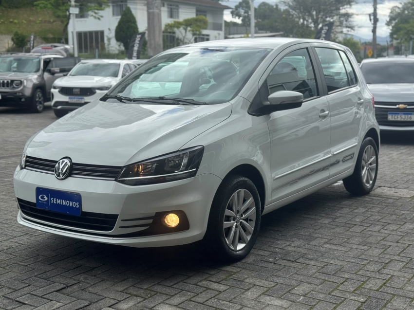 volkswagen fox 1.6 msi total flex connect 4p manual 20213