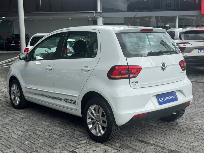 volkswagen fox 1.6 msi total flex connect 4p manual 202117