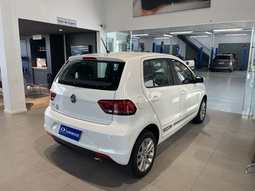volkswagen fox 1.6 msi total flex connect 4p manual 2018
