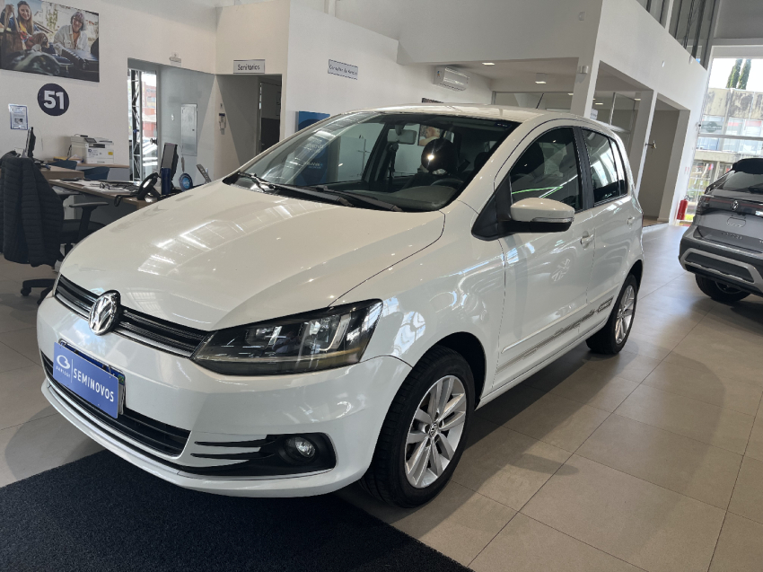volkswagen fox 1.6 msi total flex connect 4p manual 2018