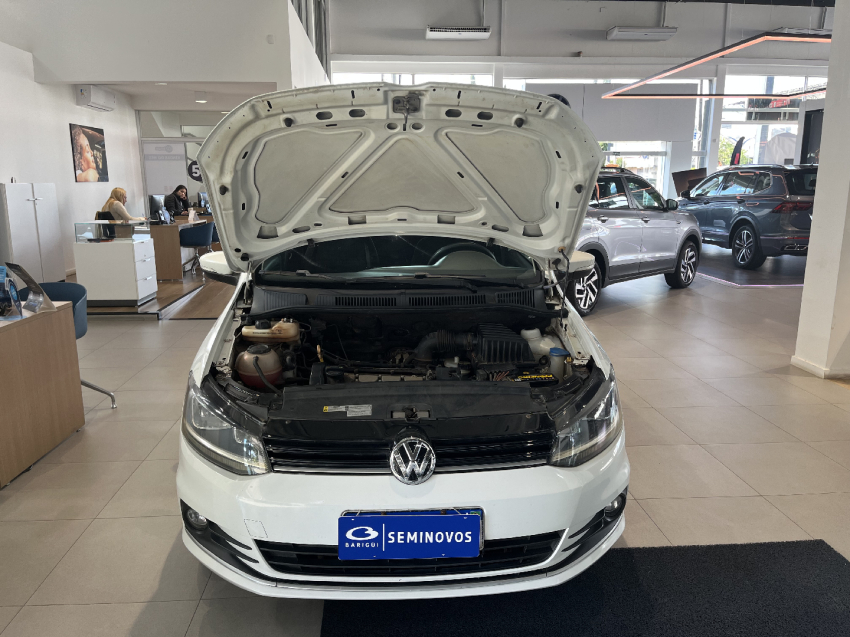 volkswagen fox 1.6 msi total flex connect 4p manual 2018