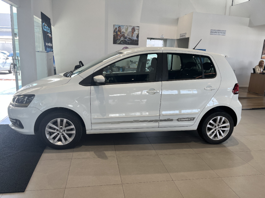 volkswagen fox 1.6 msi total flex connect 4p manual 2018