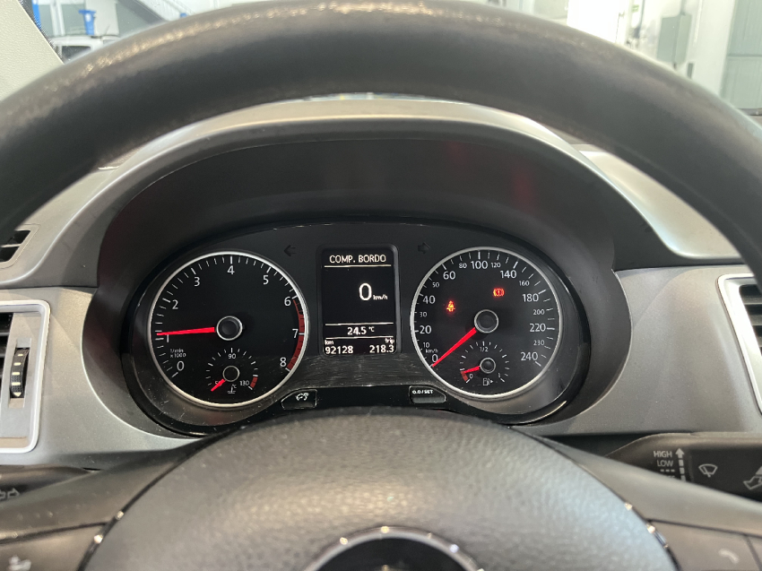 volkswagen fox 1.6 msi total flex connect 4p manual 2018