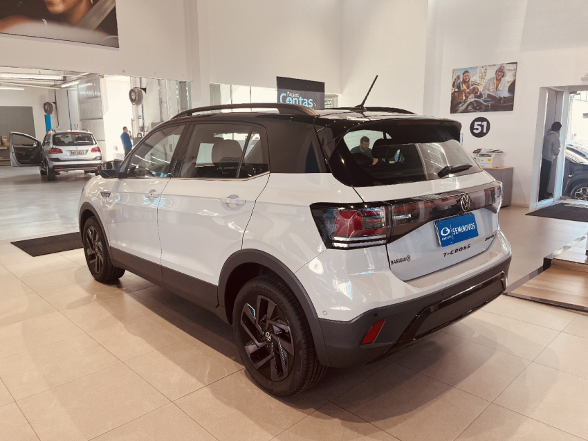 volkswagen t-cross 1.4 250 tsi total flex highline automatico 4p 2025