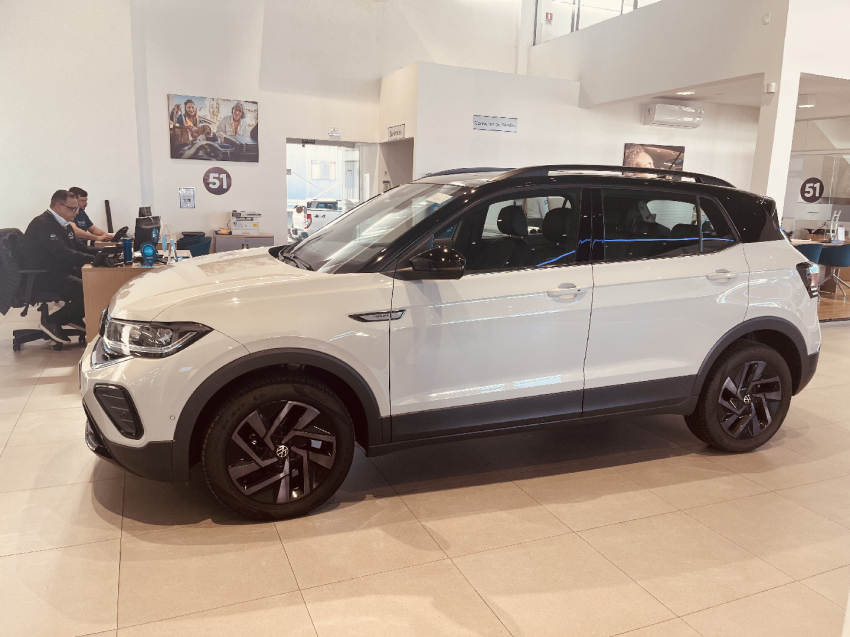volkswagen t-cross 1.4 250 tsi total flex highline automatico 4p 2025