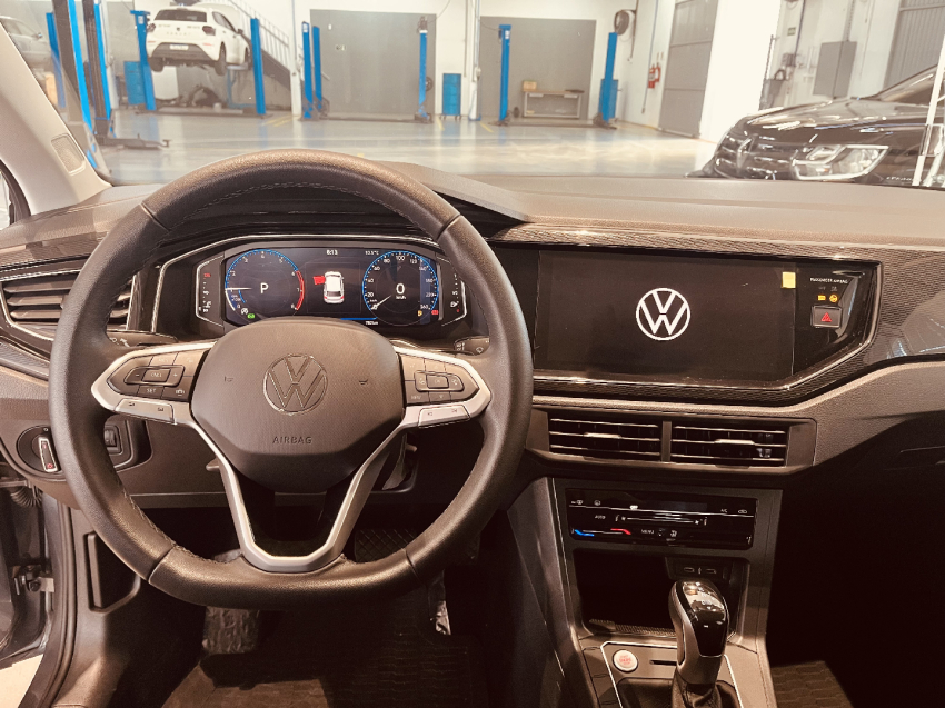 volkswagen polo 1.0 170 tsi highline automatico flex 4p 2025