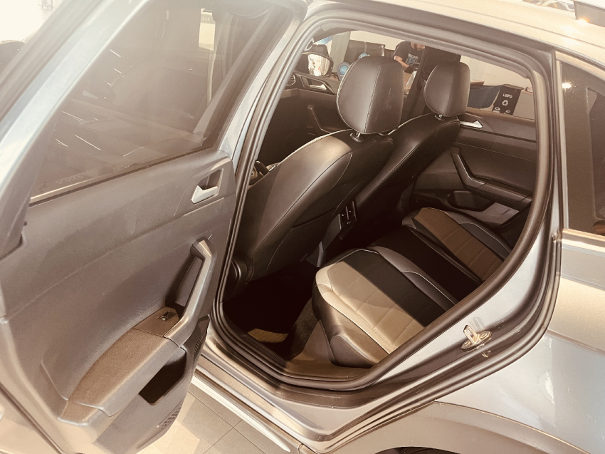 volkswagen nivus 1.0 200 tsi total flex highline automatico 4p 2021