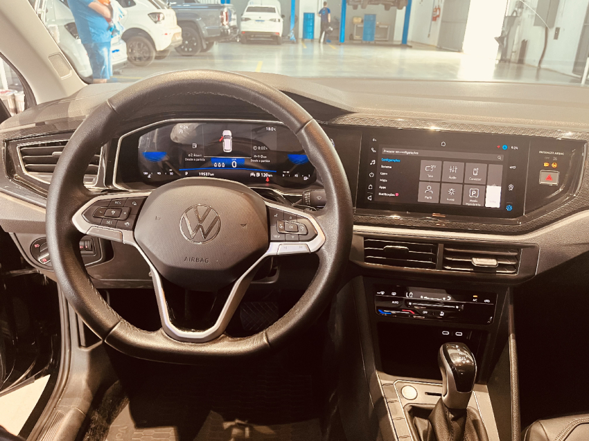 volkswagen virtus 1.0 200 tsi highline automatico flex 4p 2024