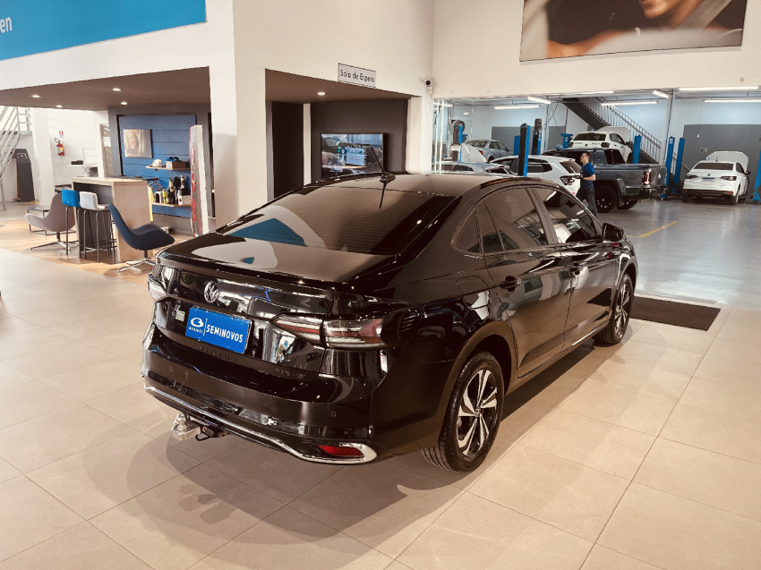 volkswagen virtus 1.0 200 tsi highline automatico flex 4p 2024