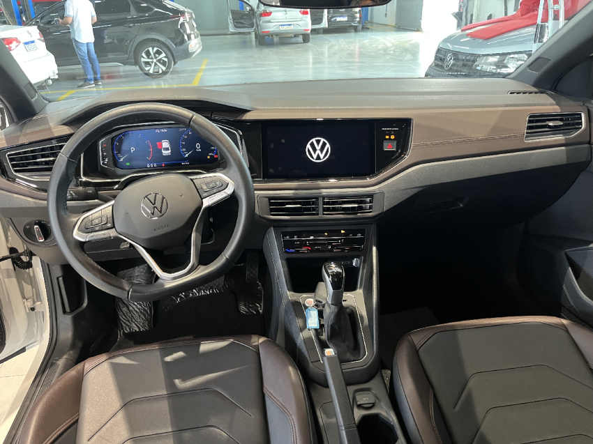 volkswagen virtus flex automatico 2025