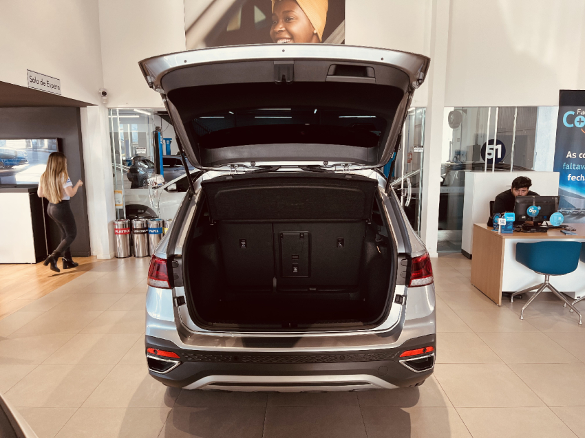 volkswagen taos 1.4 250 tsi total flex highline automatico 4p 2024