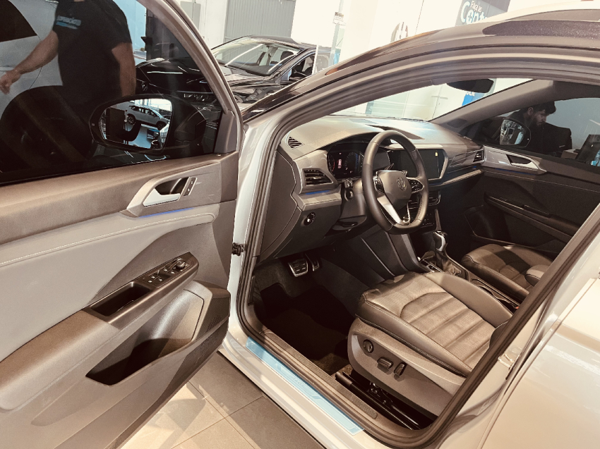 volkswagen taos 1.4 250 tsi total flex highline automatico 4p 2024