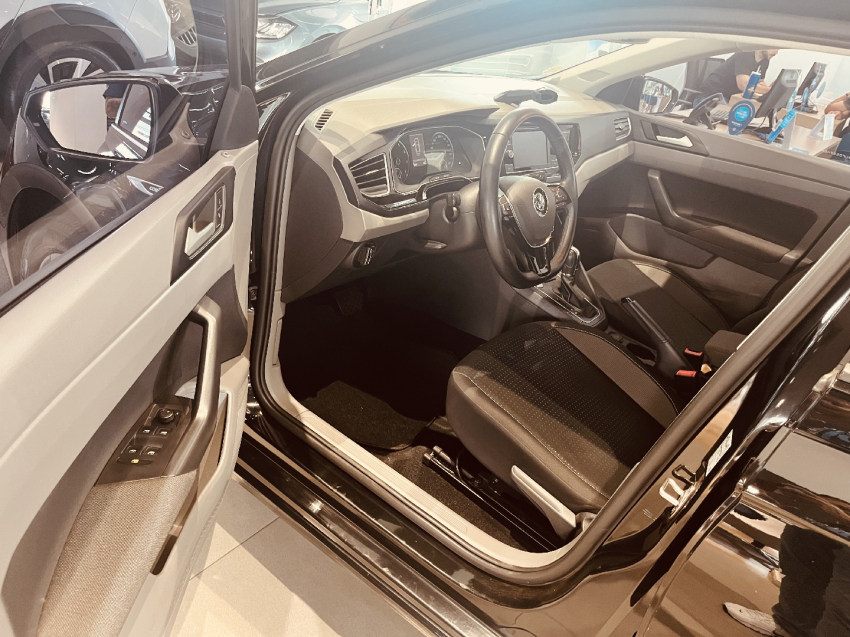 volkswagen virtus 1.0 200 tsi comfortline automatico flex 4p 2020
