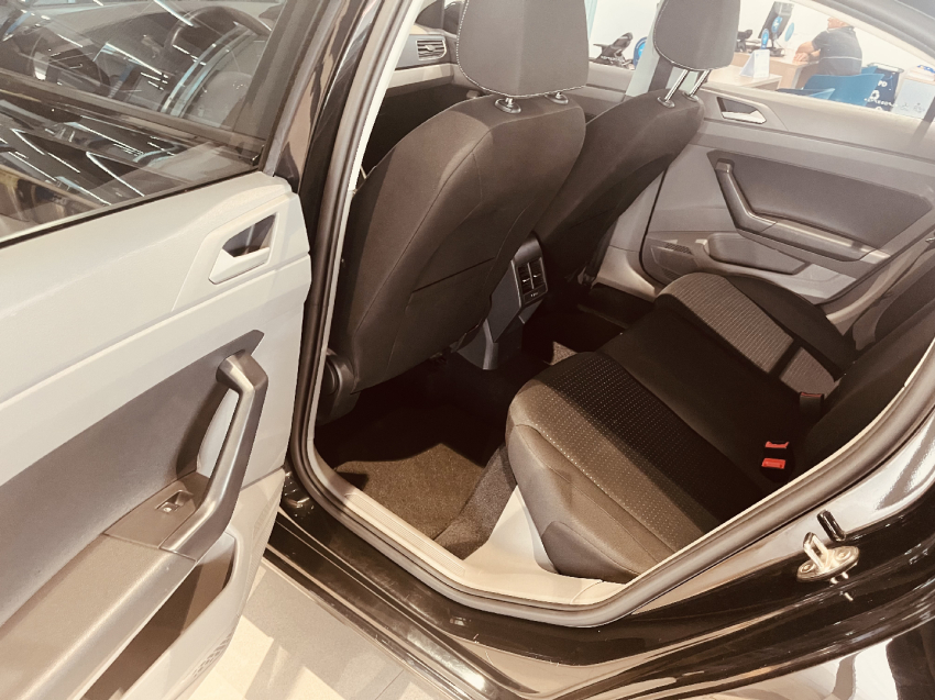 volkswagen virtus 1.0 200 tsi comfortline automatico flex 4p 2020