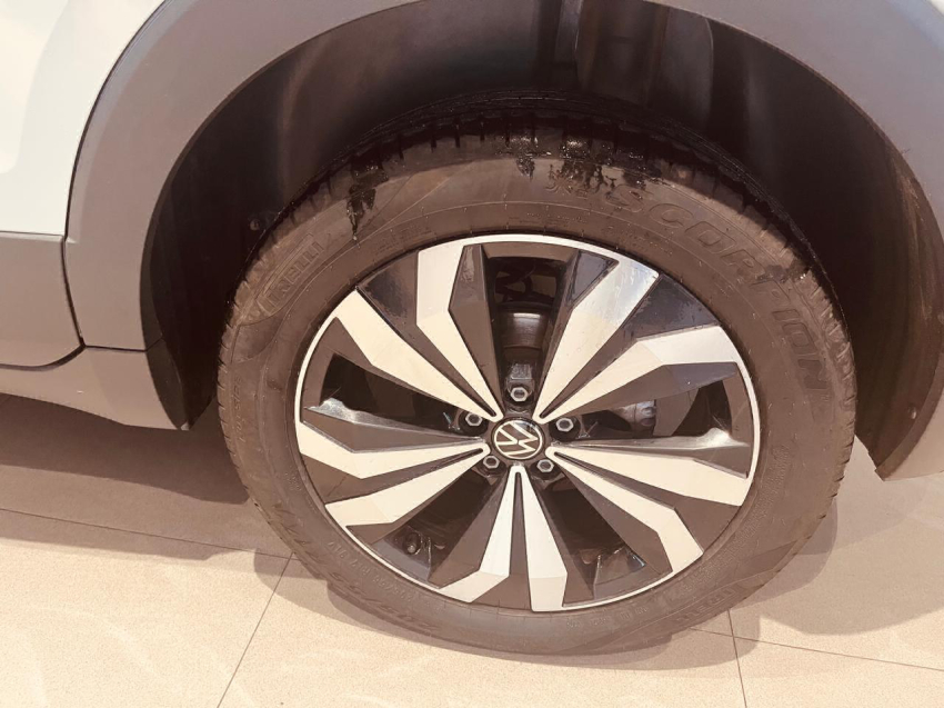 volkswagen t-cross 1.4 250 tsi total flex highline automatico 4p 2024