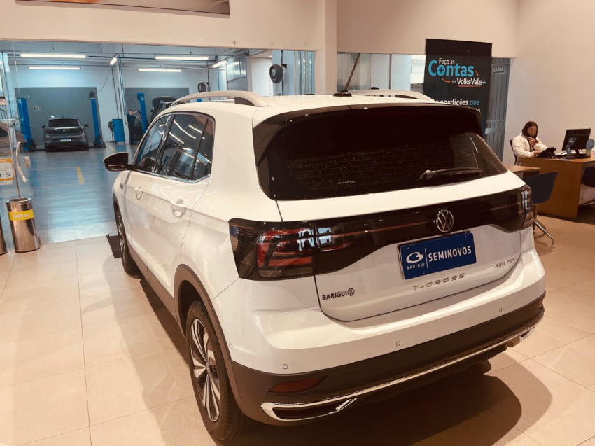 volkswagen t-cross 1.4 250 tsi total flex highline automatico 4p 2024