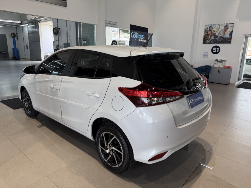 toyota yaris 1.5 16v flex xls connect multidrive 4p automatico 20234