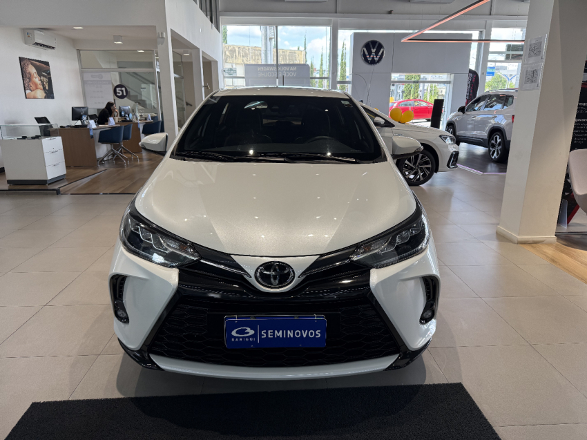 toyota yaris 1.5 16v flex xls connect multidrive 4p automatico 20231