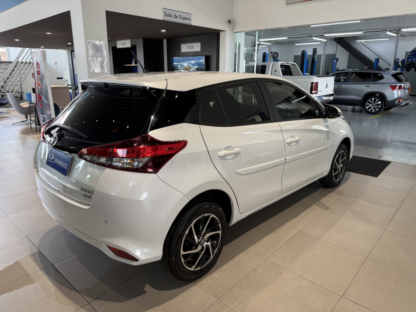 toyota yaris 1.5 16v flex xls connect multidrive 4p automatico 20236