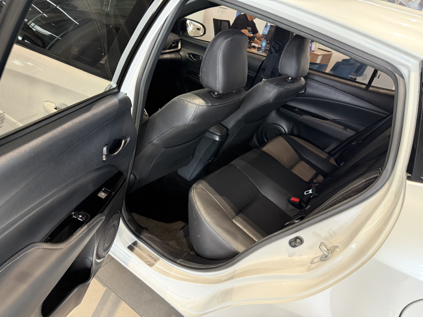 toyota yaris 1.5 16v flex xls connect multidrive 4p automatico 202311