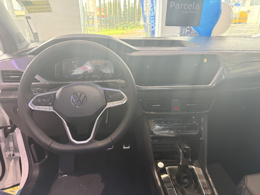 volkswagen taos 1.4 250 tsi total flex highline automatico 4p 202513