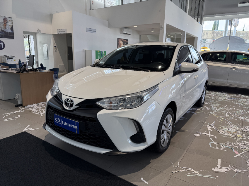 toyota yaris 1.5 16v flex sedan xl multidrive 4p automatico 20242