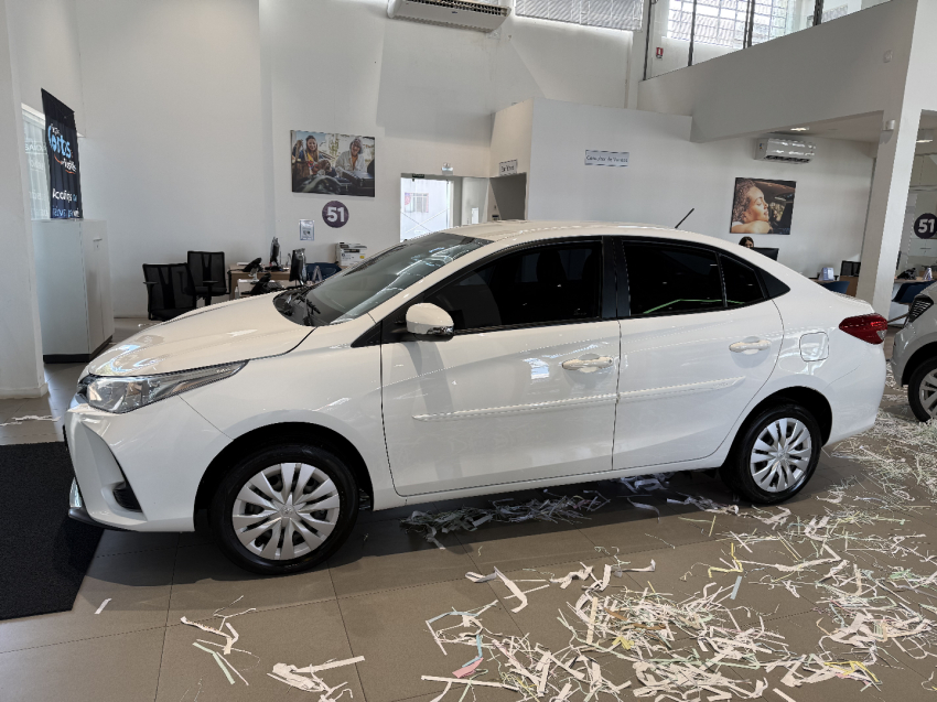 toyota yaris 1.5 16v flex sedan xl multidrive 4p automatico 20243