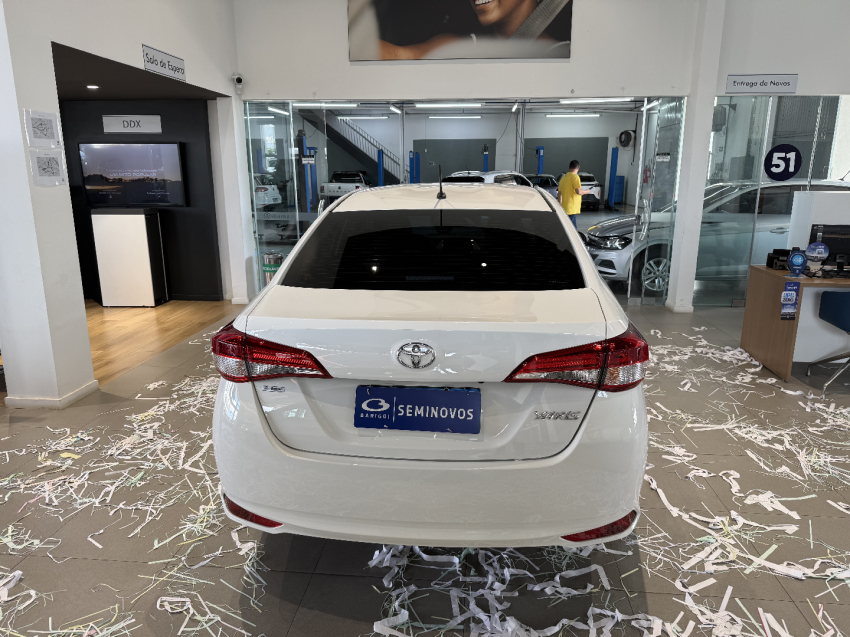 toyota yaris 1.5 16v flex sedan xl multidrive 4p automatico 20245