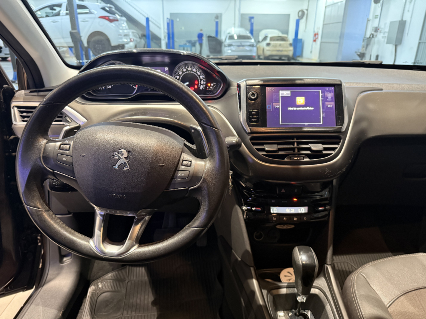 peugeot 2008 1.6 16v flex griffe 4p automatico 201715