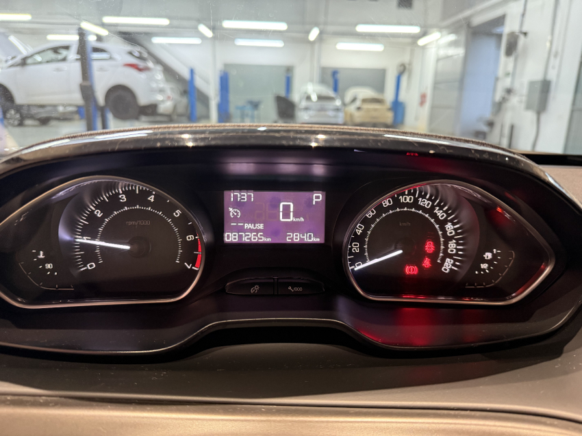 peugeot 2008 1.6 16v flex griffe 4p automatico 201714