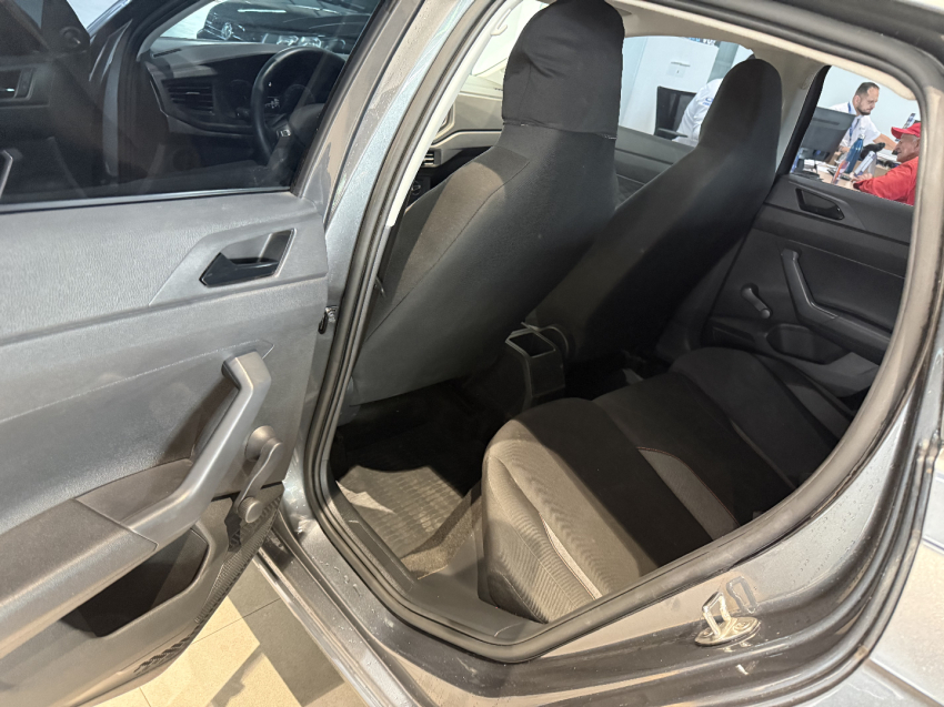 volkswagen polo 1.0 mpi track manual flex 4p 202410