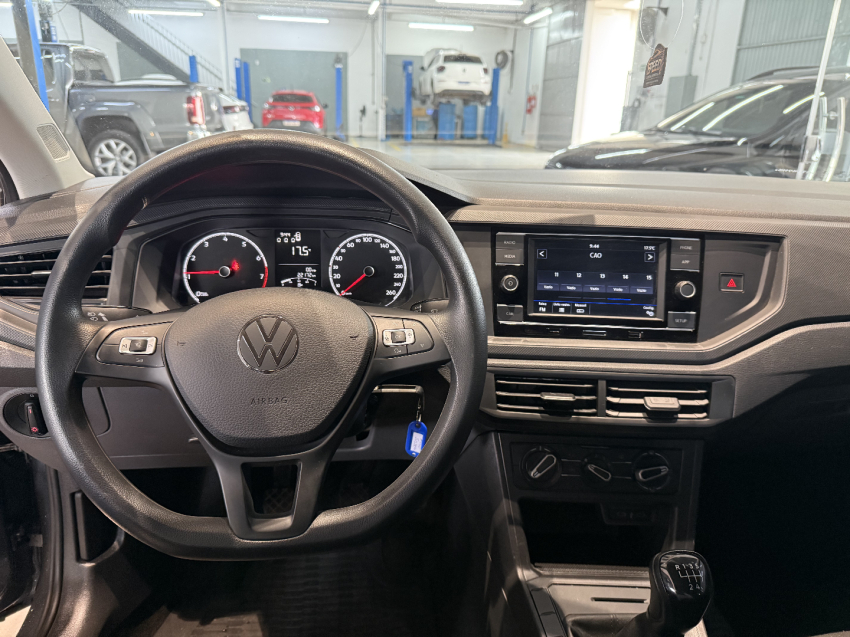 volkswagen polo 1.0 mpi track manual flex 4p 202413