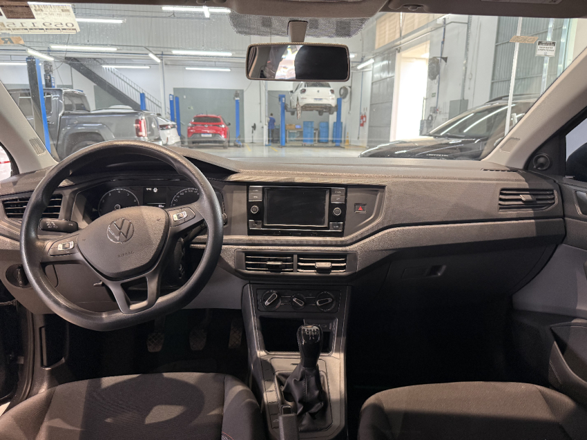 volkswagen polo 1.0 mpi track manual flex 4p 202411