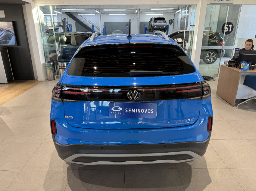 volkswagen nivus 1.0 200 tsi total flex highline automatico 4p 20255