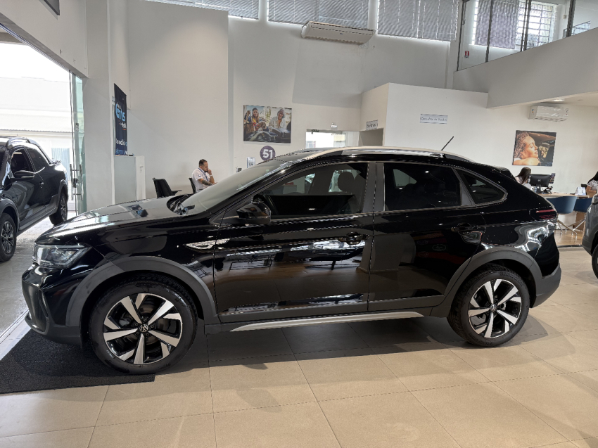 volkswagen nivus 1.0 200 tsi total flex highline automatico 4p 20223