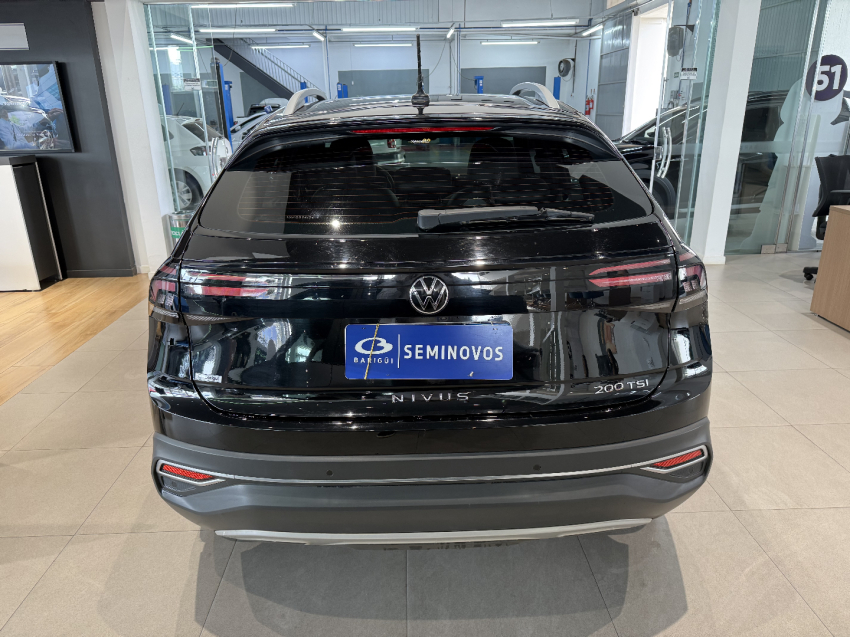 volkswagen nivus 1.0 200 tsi total flex highline automatico 4p 20225