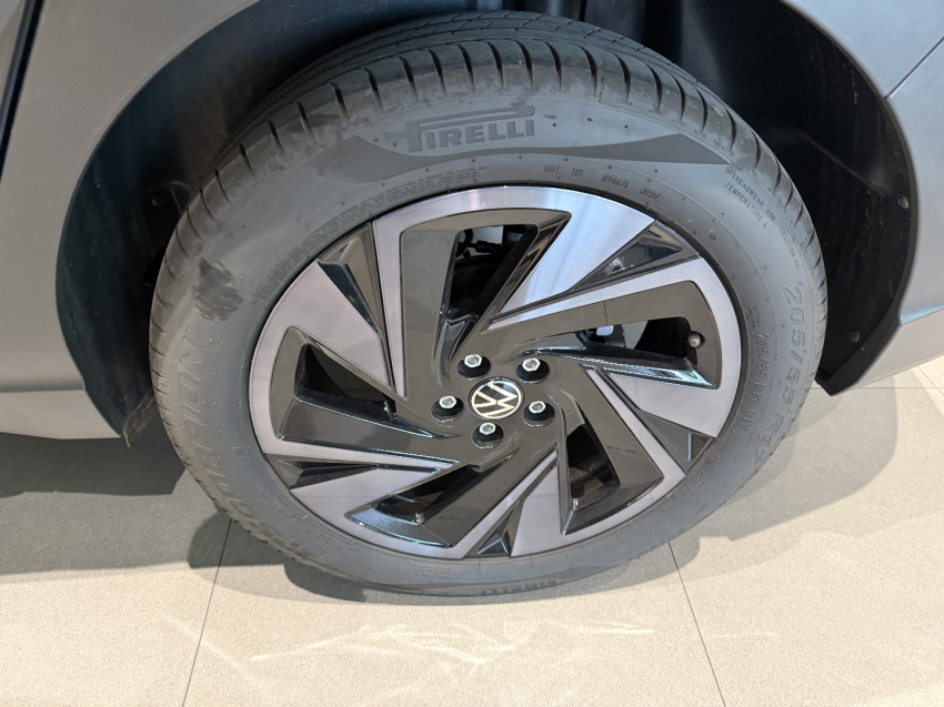 volkswagen nivus 1.0 200 tsi total flex highline automatico 4p 202515