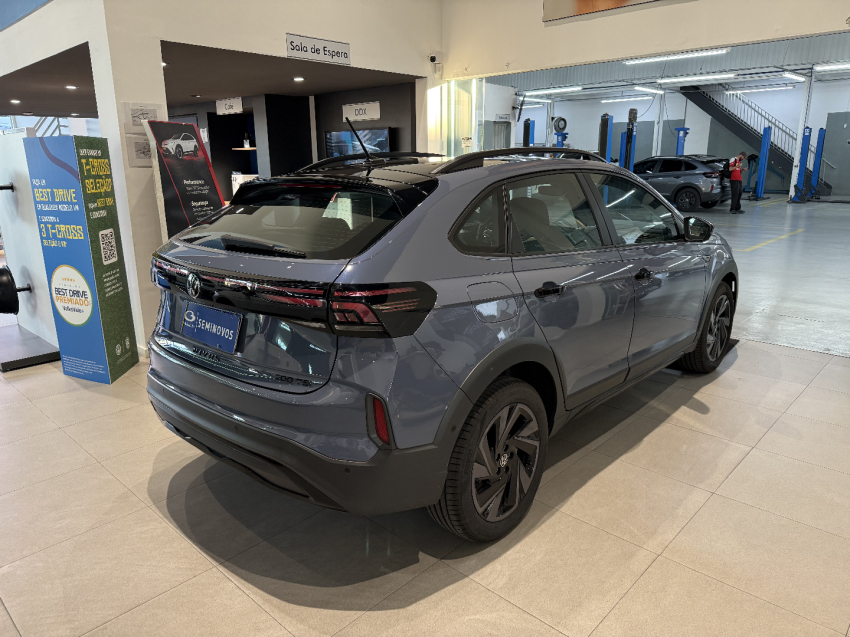 volkswagen nivus 1.0 200 tsi total flex highline automatico 4p 20256