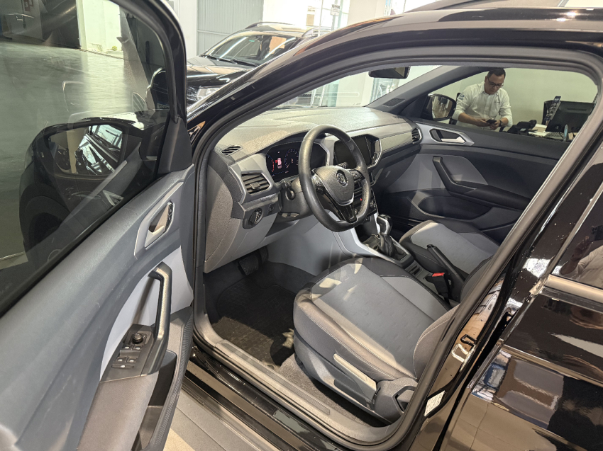 volkswagen t-cross 1.0 200 tsi total flex comfortline automatico 4p 20219
