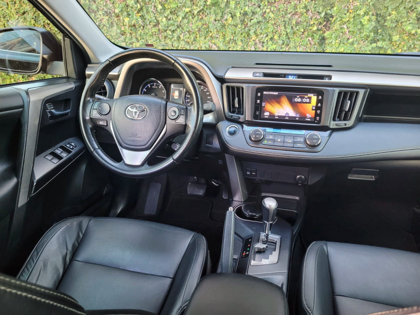 toyota rav4 2.0 high 4x2  automatico14