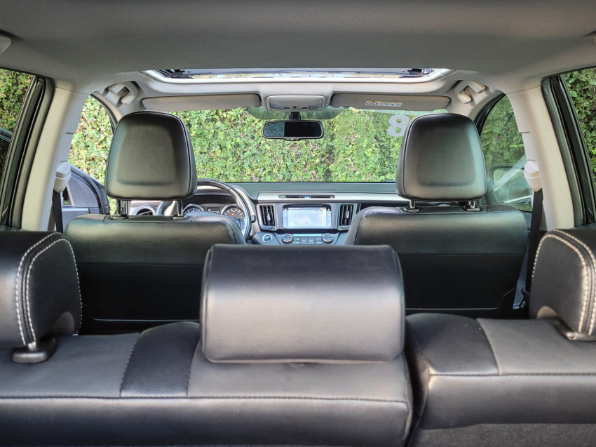 toyota rav4 2.0 high 4x2  automatico17