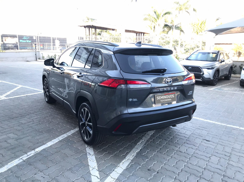 toyota corolla cross xrx 1.8  automatico (hibrido)
