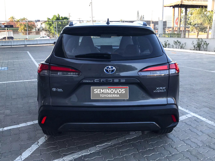 toyota corolla cross xrx 1.8  automatico (hibrido)