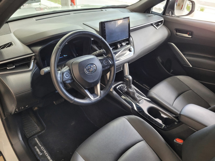 baixa km! - toyota corolla cross xrv 1.8  automatico (hibrido)