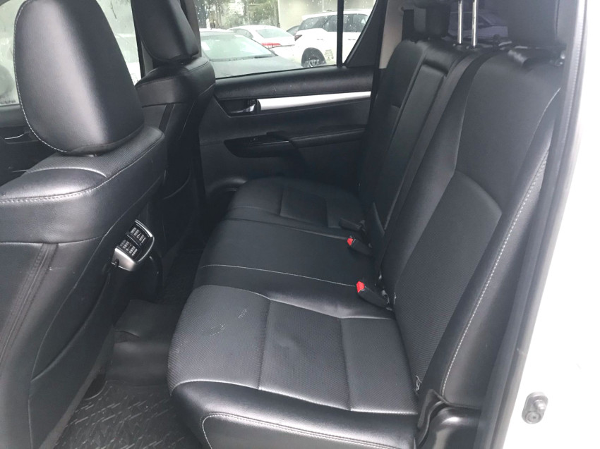 toyota hilux cd srx 4x4 2.8  diesel automatico.