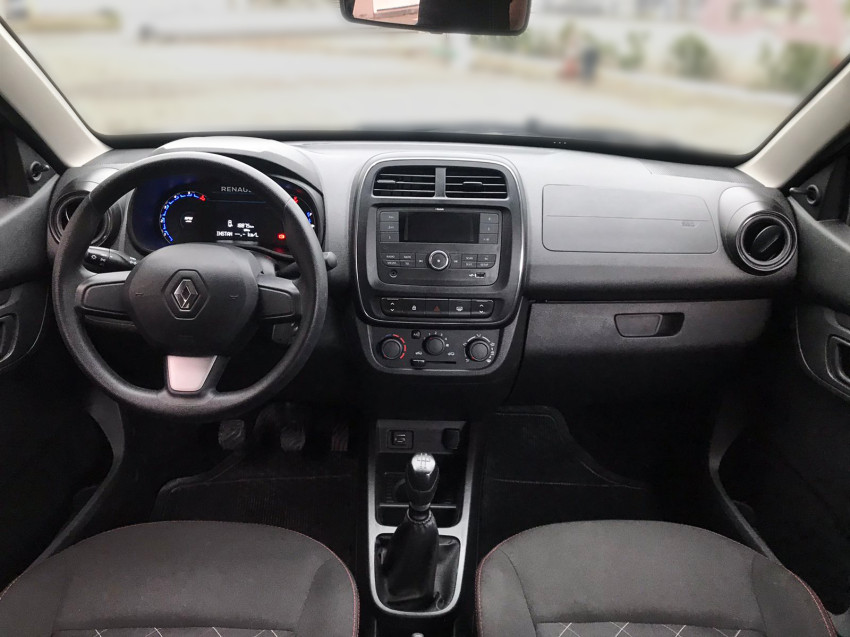 baixa km! - renault kwid zen 1.0 flex  manual6