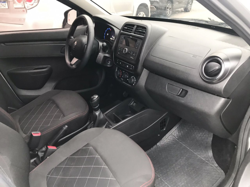baixa km! - renault kwid zen 1.0 flex  manual10