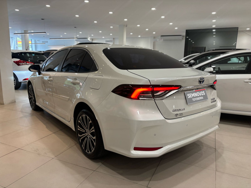 baixa km! - toyota corolla altis prem. 1.8 automatico (hibrido)